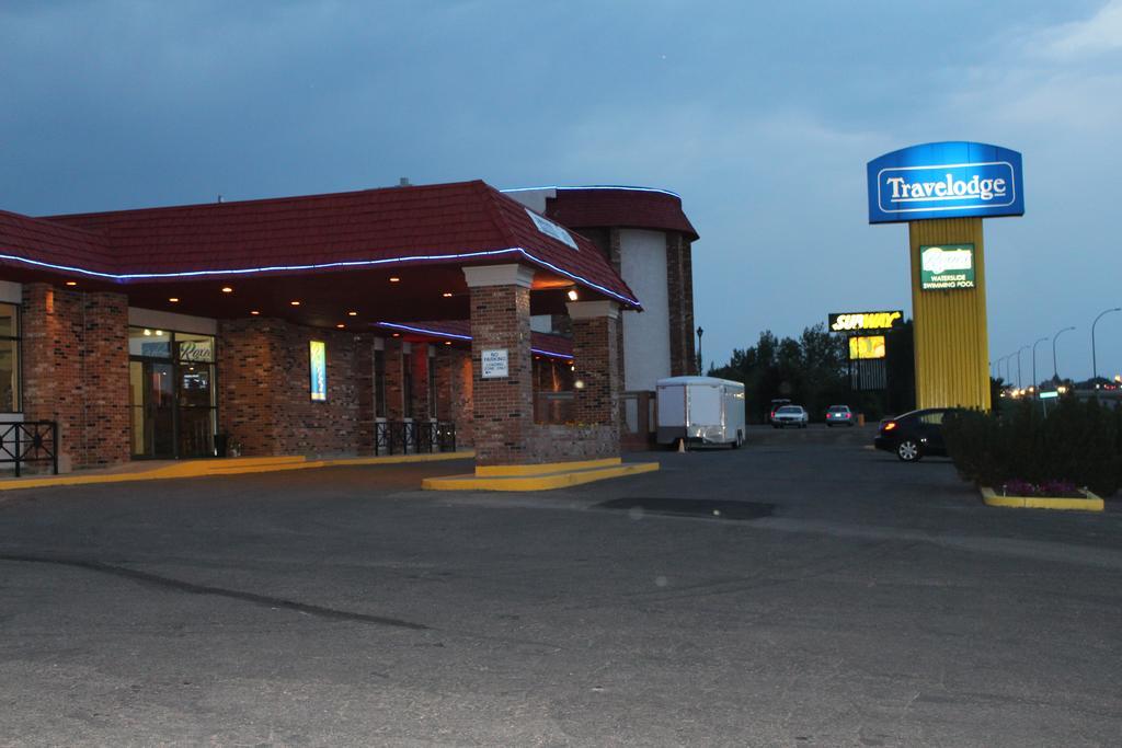 Travelodge By Wyndham Swift Current Exterior photo